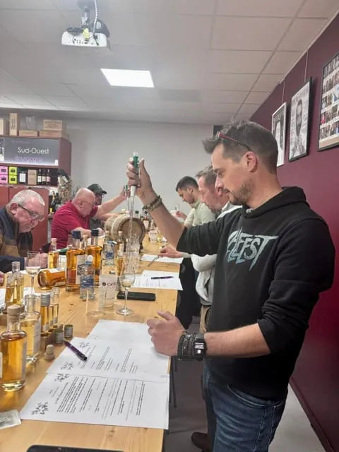 Atelier whisky : composer son assemblage à la pipette