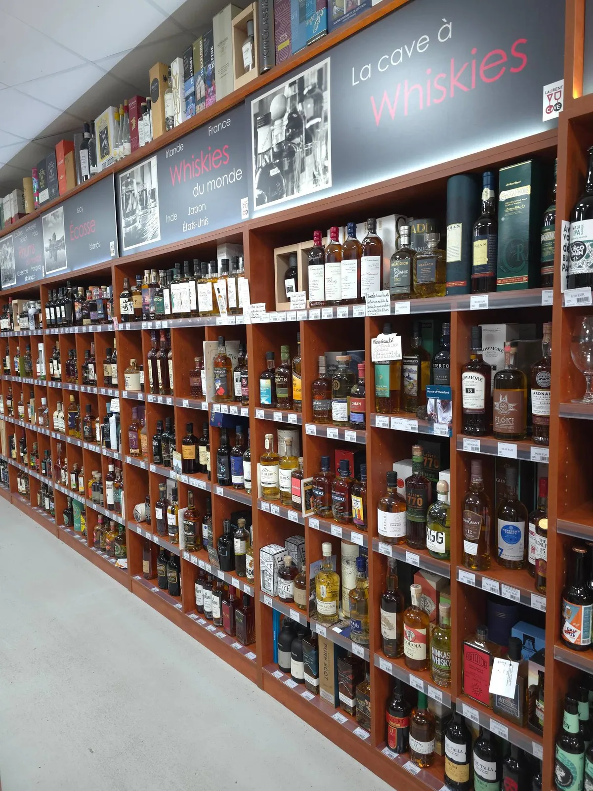 Rayon whiskies du monde de La Cave Laurent